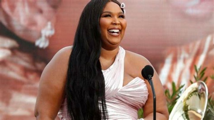 Does Lizzo Have A Daughter?