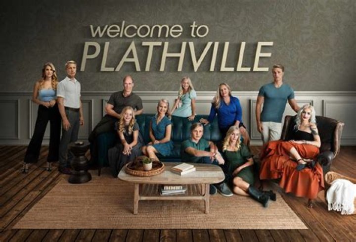 Inside Micah Plath's Dating Life on Welcome to Plathville (EXCLUSIVE CLIP)
