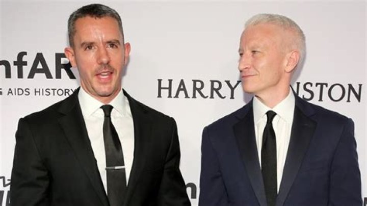Is Anderson Cooper Married? A Look at His History With Benjamin Maisani