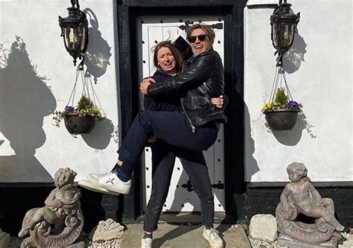 Phil Dunster Wife Or Girlfriend: Who Is Eleanor Hayden? Wedding & Married Life