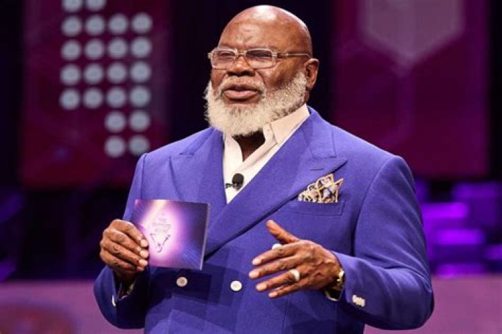 Unlocking The Secrets Of T.D. Jakes' Remarkable Leadership Journey