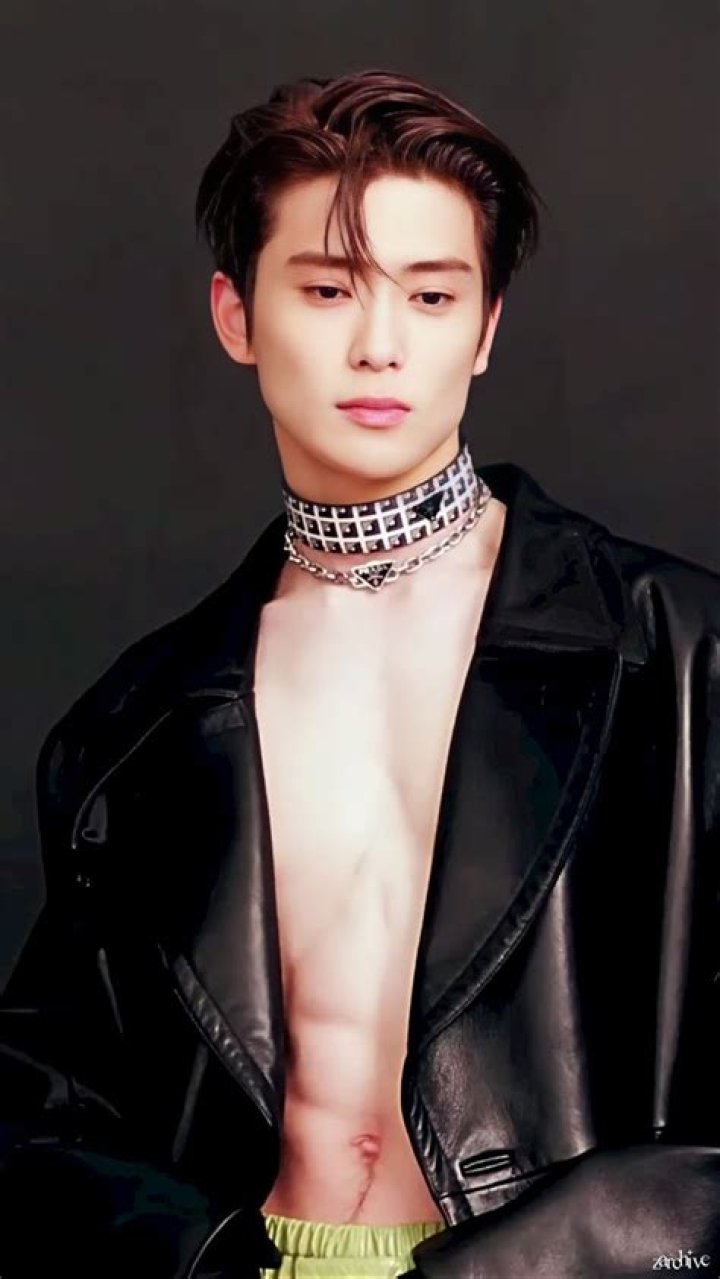 Unveiling The Allure Of "Jaehyun Shirtless": A Journey Of Discovery