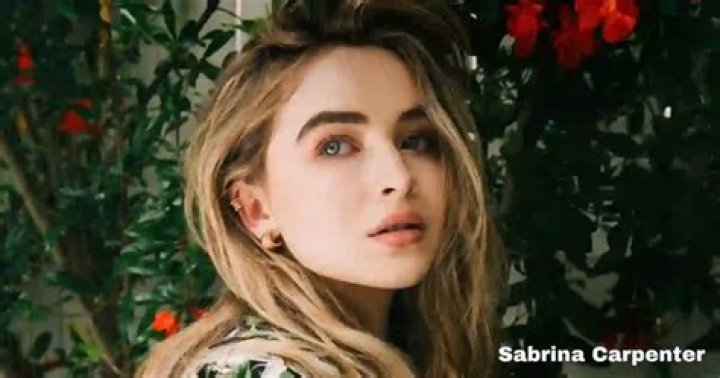 VlogJam | Sabrina Carpenter Biography