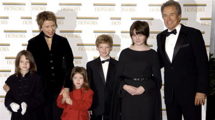 Warren Beatty Meets His Children