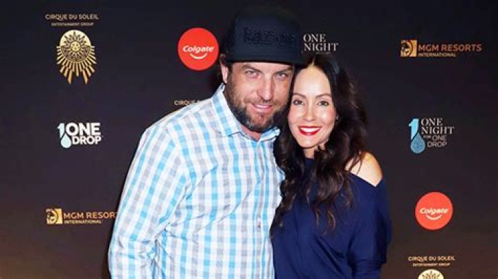 Who Is T.J. Lavin's Wife? Meet the 'Challenge' Host's Fam